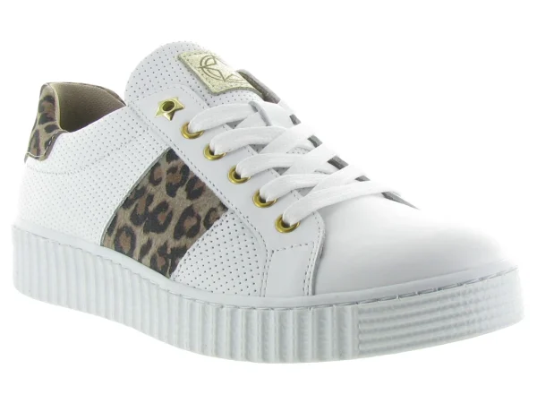 Réductions Bullboxer Baskets Et Sneakers Aib006 Blanc 1