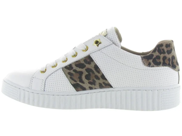 Réductions Bullboxer Baskets Et Sneakers Aib006 Blanc 5